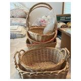 Wicker and woven basket lot  (spare room)
