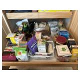 Pantry shelf Tea and coffee Lot   (kitchen)