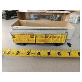 Die cast HO scale cattle car, needs repair- train