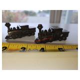 Train salt and pepper shakers - train room