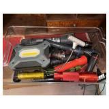 Large Lot of flash lights all look newer   (spare