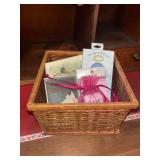 Little wicker basket filled with angels  (spare
