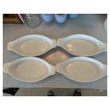 4 white baking dishes   (kitchen)
