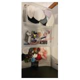 3 totes of women