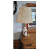 Vintage Lamp, cracked (master)