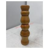 Unique duck call   (living room)