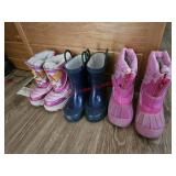 Kids boots, size 8 - living room