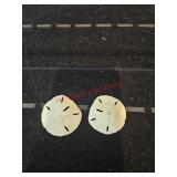 Two sand dollars
