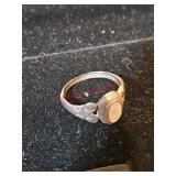 Size 8 1/2 Vintage sterling ring with w
