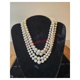 Pearl colored beads, four strands Necklace