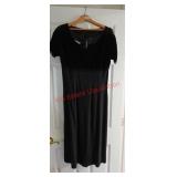 Donovan by Dallas Dress shoulders damaged