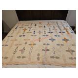 Vintage hand stitched quilt, appx 80'x64'-