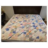 Vintage hand stitched quilt, appx 80'x68'-