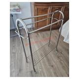 Freestanding metal towel rack - living room