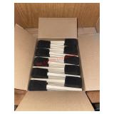 foam brushes Lot (master bedroom)