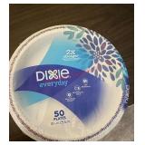 Paper plates (dinning room)