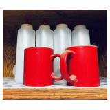 plastic condiment squeeze bottles with mugs