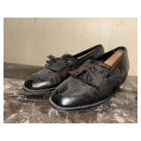 Leather Shoes Mens likely size 11 Need good