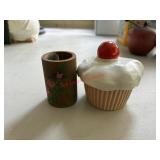 ceramic cupcake jar (Kitchen)