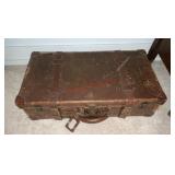 Vintage suitcase (master upstairs)