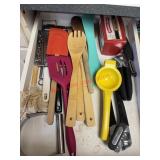Kitchen utensils Drawer lot