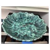 Large Glazed Pottery Platter        (kitchen )