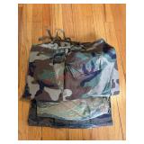 Military Pant and Jacket lot SZ Medium & Large