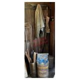 Barn lot (barn)