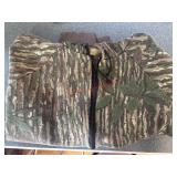 Thick Camo XL VTG Zippy                   (Dining