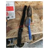 Brushes - garage