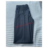 Apt9. Menï¿½s (master closet )