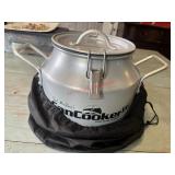 Locking Portable Can Cooker