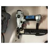 Hitachi N3804AB3 18-Gauge 1/4-Inch Narrow Crown
