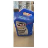 NEW Super Tech 20W-G0 Motor Oil (Garage)