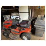 Husqvarna YTH riding lawn tractor (barn)