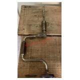 vintage ratcheting bit brace hand