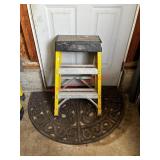 Step ladder (garage)