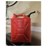 Empty fuel can - garage
