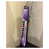 On Stage Adjustable Mic Stand Tripod base NEW