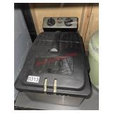 Waring Pro Deep Fryer (Basement side room)
