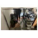 Two large mirror !!!heavy bring help !!!(gym
