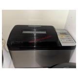 Bread maker                     (kitchen bove