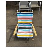 Folding beach chair (barn)