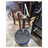 Volvoline Bucket with bucket pump