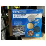 Pizza making kit