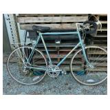 Schwinn Road Bike 24 1/2' from the center of the