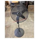 Lasko 16-inch 3-speed oscillating pedestal fan