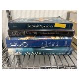 Lot of Books              (Apartment)