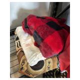 Blanket lot ( row d)