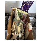 Another Home Decor lot